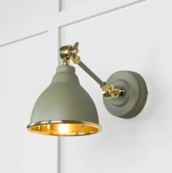 Brindley Wall Light In Tump