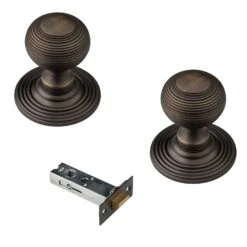Reeded Door Knobs Old English Collection 29 Reeded Door Knobs Old English Collection -Doorway Designs Store BronzeReeded3InchLatchcopy