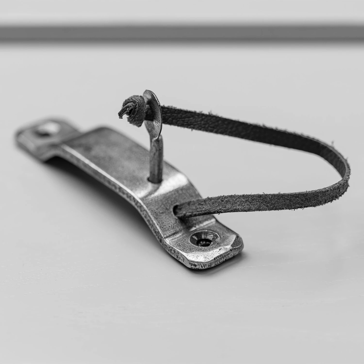 Fine Locking Staple Pewter 2 Fine Locking Staple Pewter - Image 2