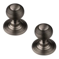 Reeded Door Knobs Old English Collection 26 Reeded Door Knobs Old English Collection -Doorway Designs Store GunMetalReededKnobsOnlycopy