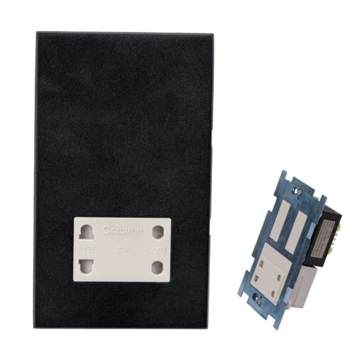 Windsor Shaver Socket With White Insert